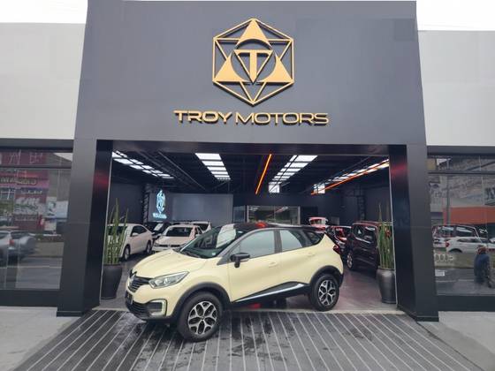 RENAULT CAPTUR 1.6 16V SCE FLEX ZEN X-TRONIC RENAULT CAPTUR 1.6 16V SCE FLEX ZEN X-TRONIC